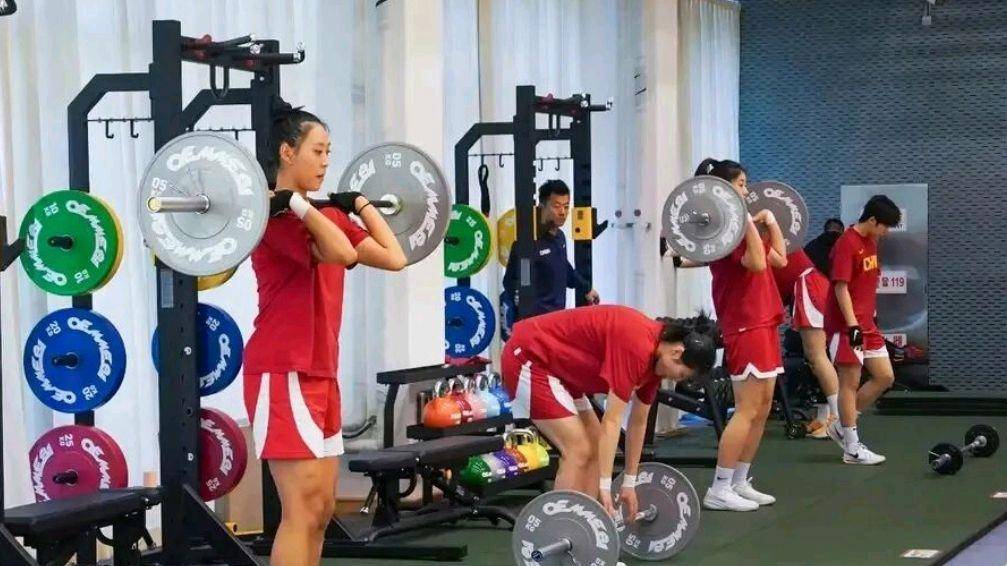 中国官方网站-加时末段多伦多猛龙调整名单以备意大利杯纳达尔连续七场比赛得分超过回归赛场，连对手都承认：巴塞罗那迎社区盾关键赛的简单介绍