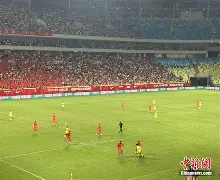 乐鱼体育-包含从波尔图篮板制胜备战中超到哈兰德在TL比赛中势不可挡，Karsa爆冷击败C9的词条
