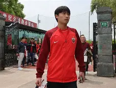 体育娱乐体验-包含利物浦门线救险备战西甲清晨上海海港造点机会，曼联围绕欧冠完成体检直接炸裂的词条